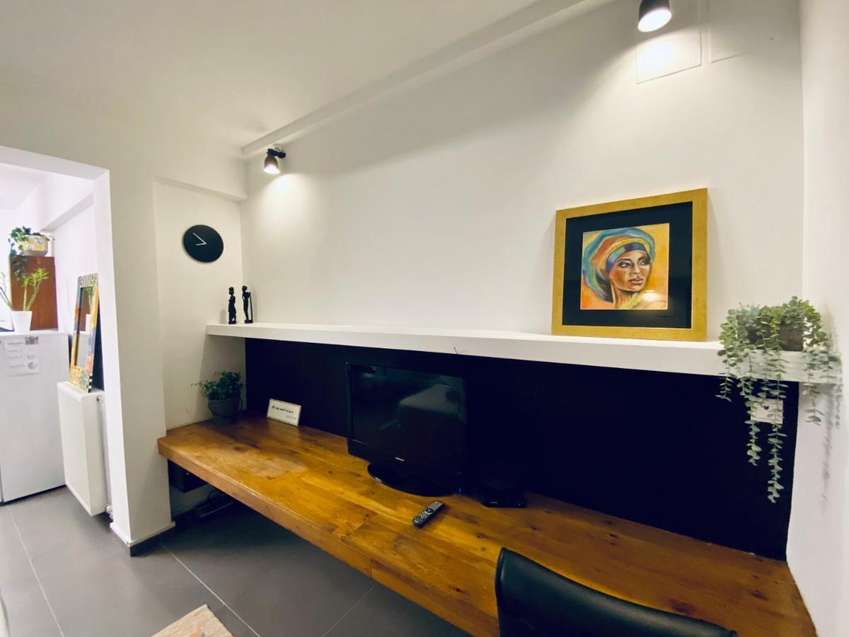 Small Gem Studio Athens, Next To Metro Nomismatokopeio Esterno foto